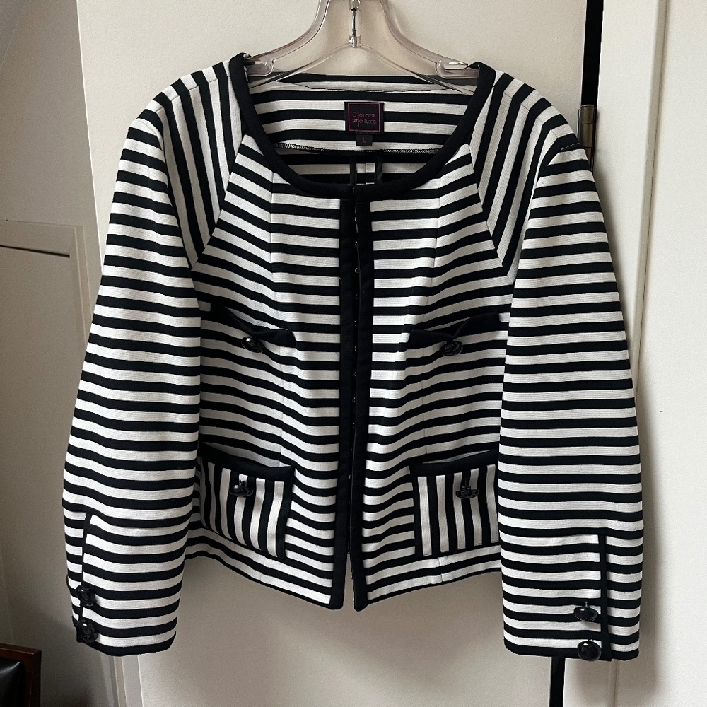 Boat neck knit striped blazer